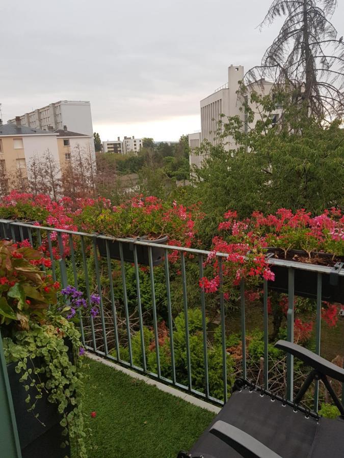 Chambres A Louer Dans Appartement Balcon - Wifi - Parking Gratuit เนอแวร์ ภายนอก รูปภาพ