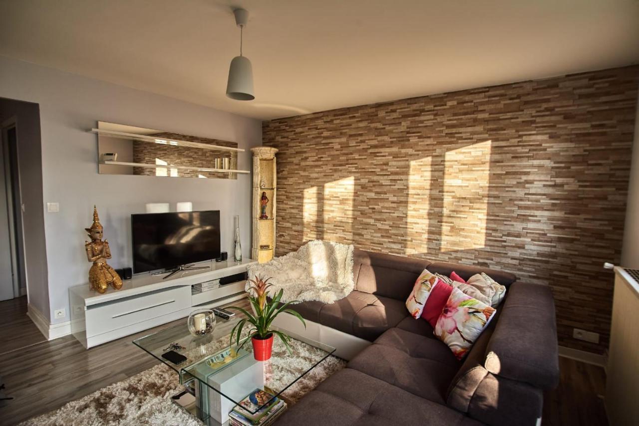 Chambres A Louer Dans Appartement Balcon - Wifi - Parking Gratuit เนอแวร์ ภายนอก รูปภาพ