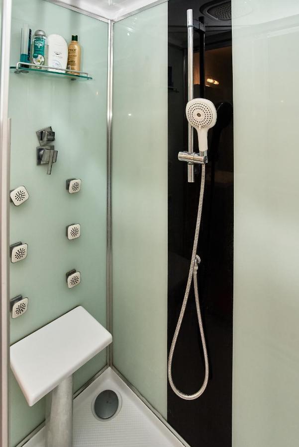 Chambres A Louer Dans Appartement Balcon - Wifi - Parking Gratuit เนอแวร์ ภายนอก รูปภาพ